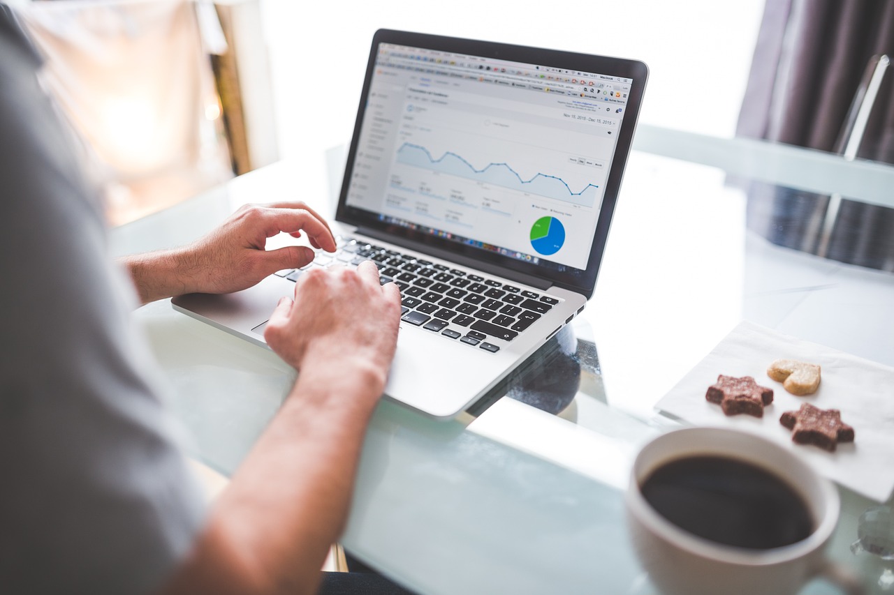 découvrez les indicateurs clés de performance (kpi) seo essentiels pour optimiser votre stratégie de référencement. apprenez à mesurer l'efficacité de vos actions et améliorer votre visibilité sur les moteurs de recherche.